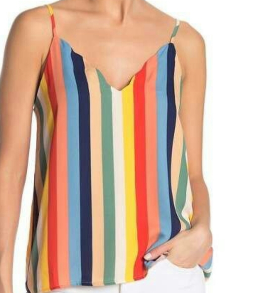 Socialite Tops - Socialite Scalloped V-Neck Camisole Top